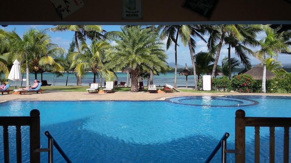 จัลซา บีช โฮเต็ล&สปา Hotel ป๊อสเตอ ลาฟาแยตต์ ภายนอก รูปภาพ